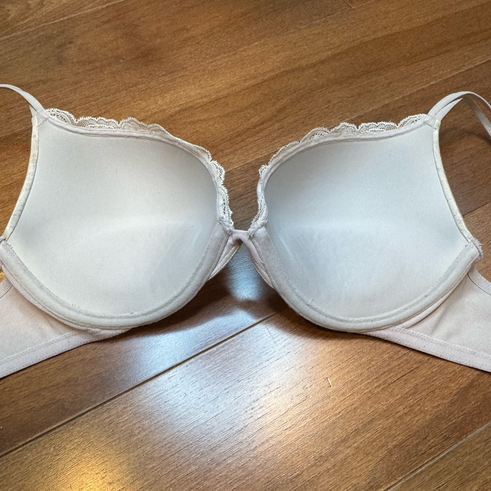 Vintage VICTORIA’S SECRET Light Beige Push-Up Bra - Picture 7 of 12
